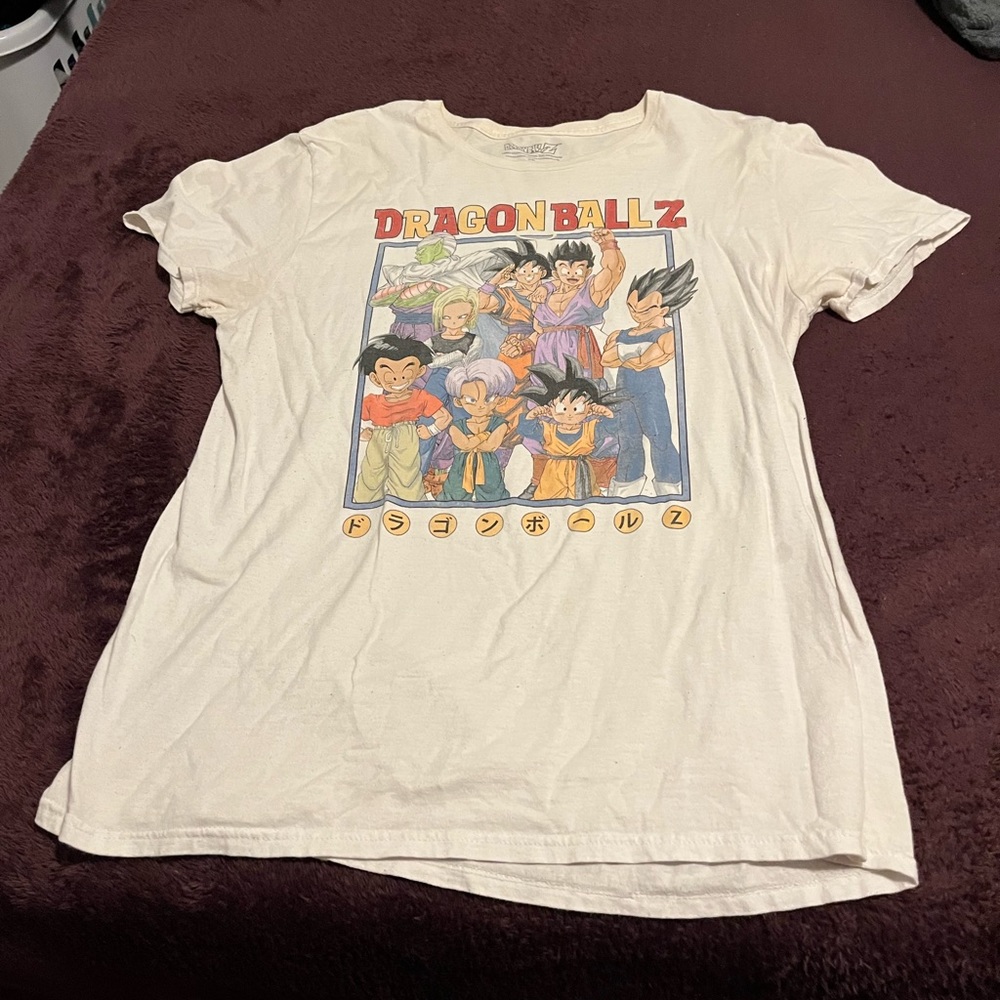 Dragonball Z men’s T-shirt in large
